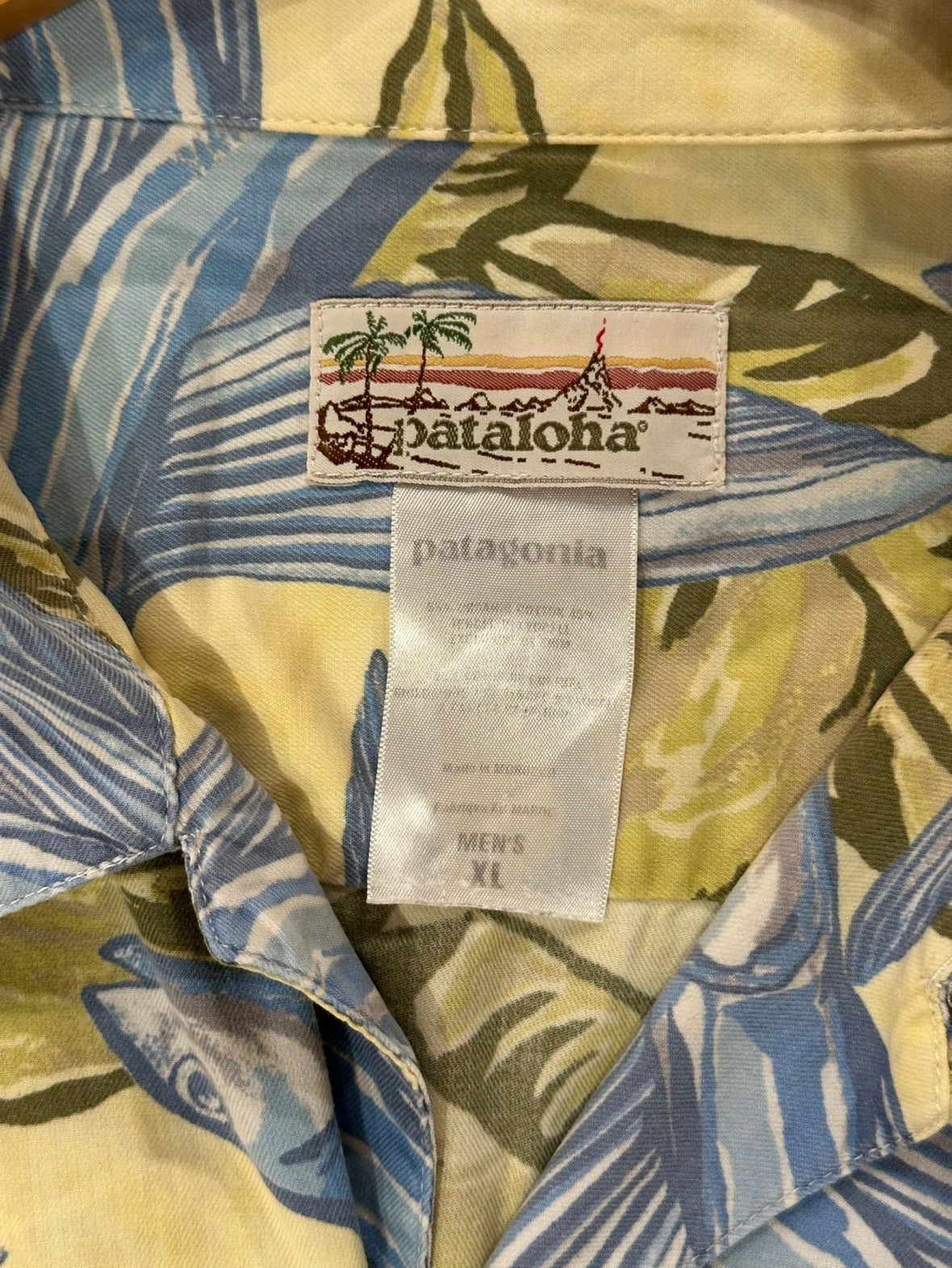00’s PATAGONIA「Pataloha Flying Fish & Banana Leaf」アロハシャツ