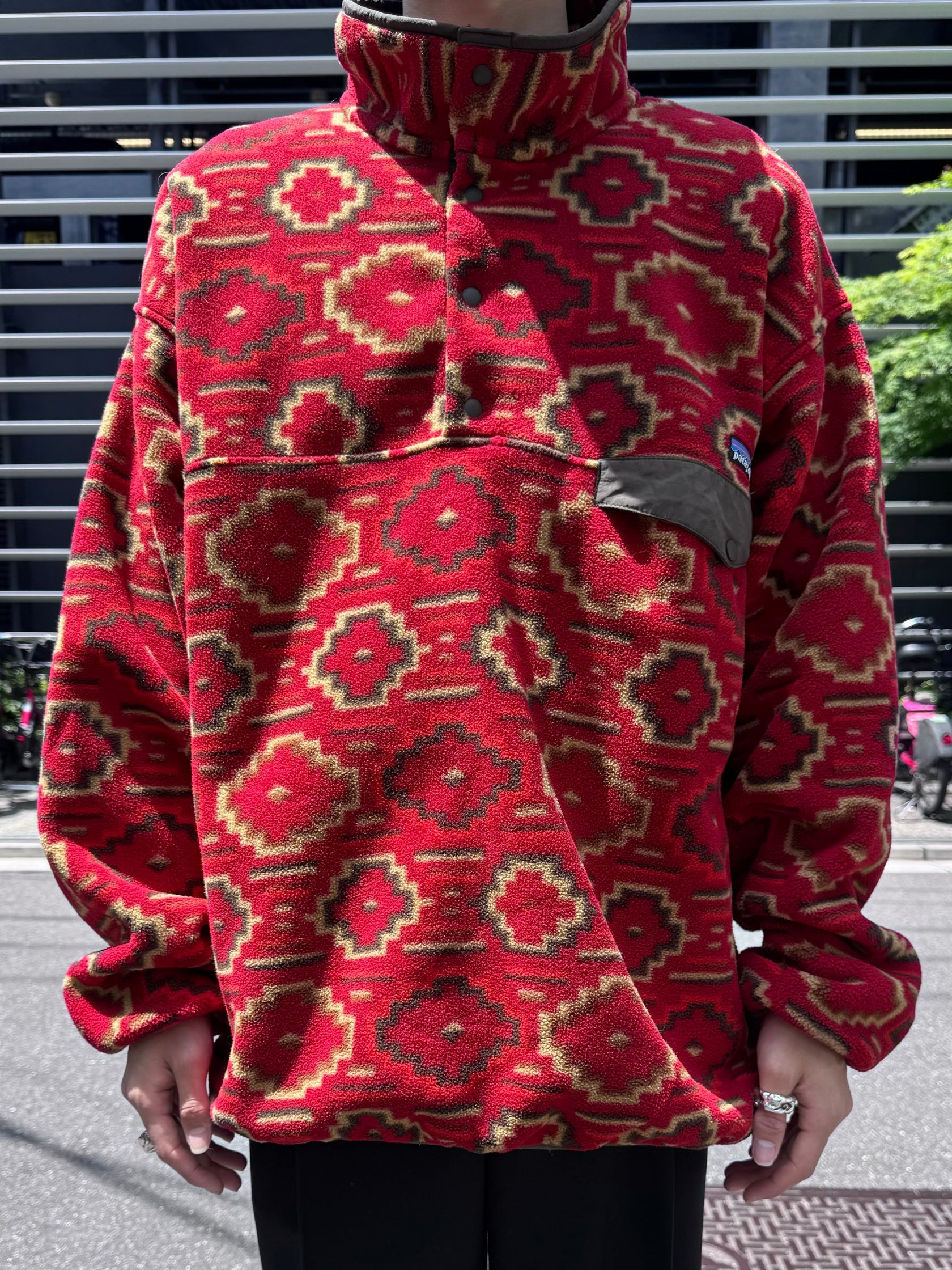 00's PATAGONIA「SYNCHILLA」 スナップT ネイティブ柄