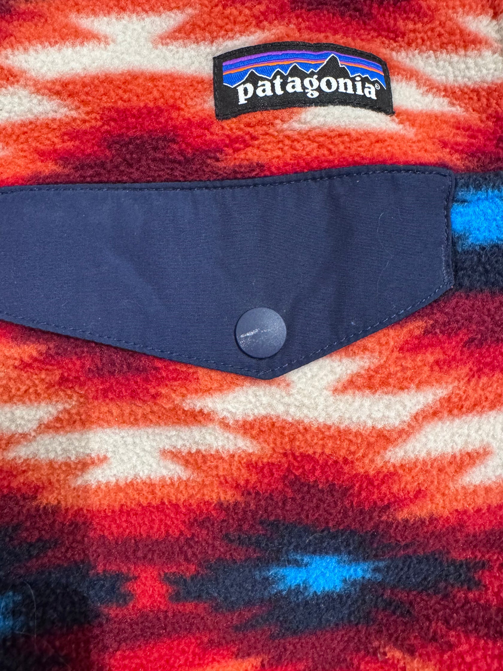 00's PATAGONIA「SYNCHILLA」 スナップT ネイティブ柄