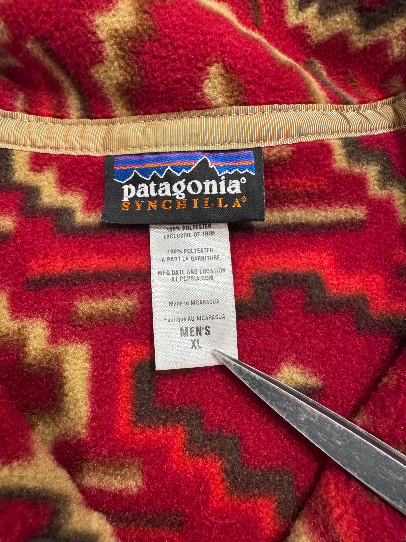 00's PATAGONIA「SYNCHILLA」 スナップT ネイティブ柄