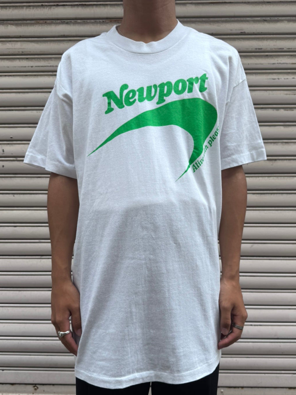 80's Newport「Alive with pleasure!」 USA製 企業Tシャツ