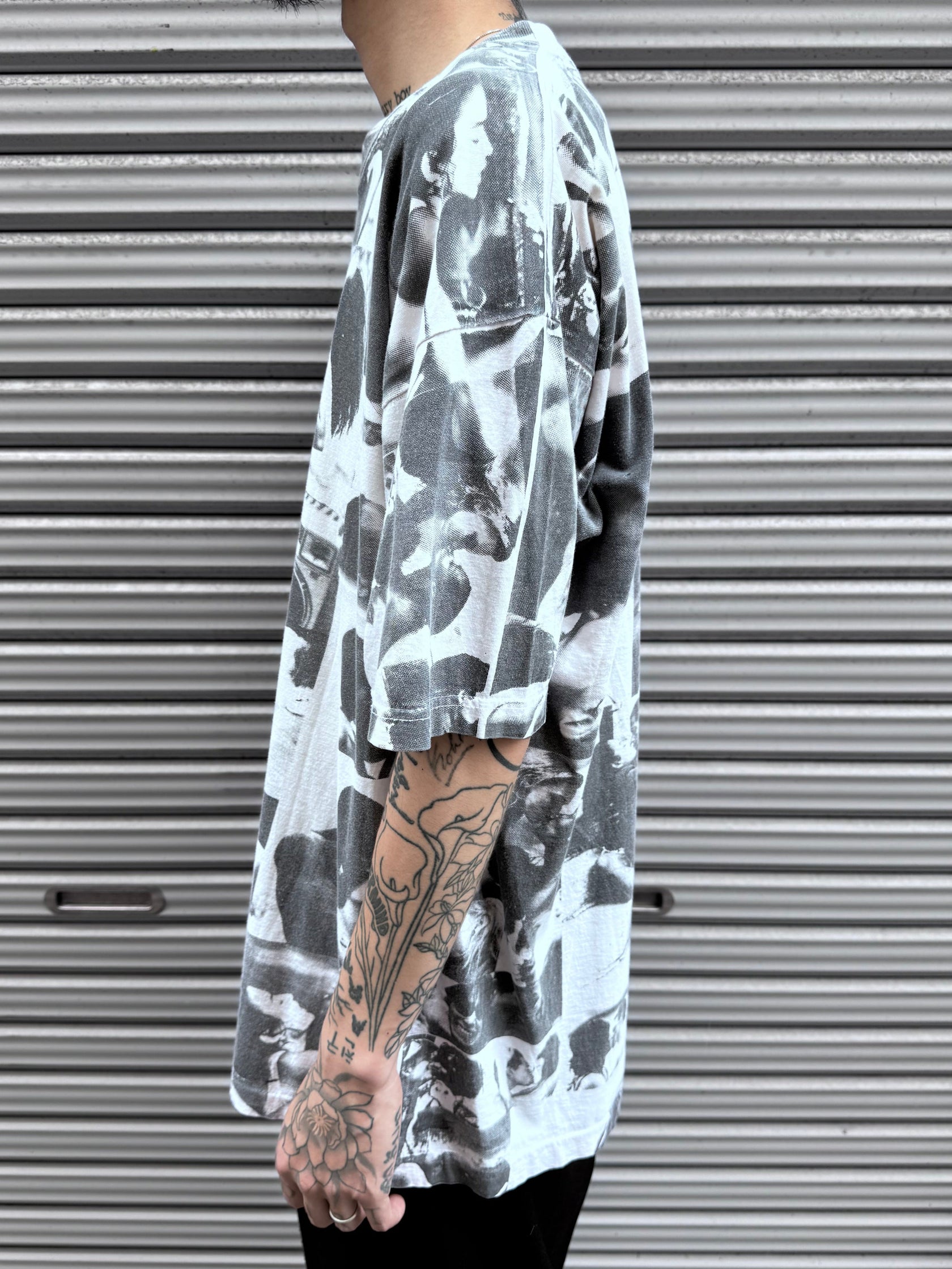 90’s「Over Print」ホワイトTシャツ