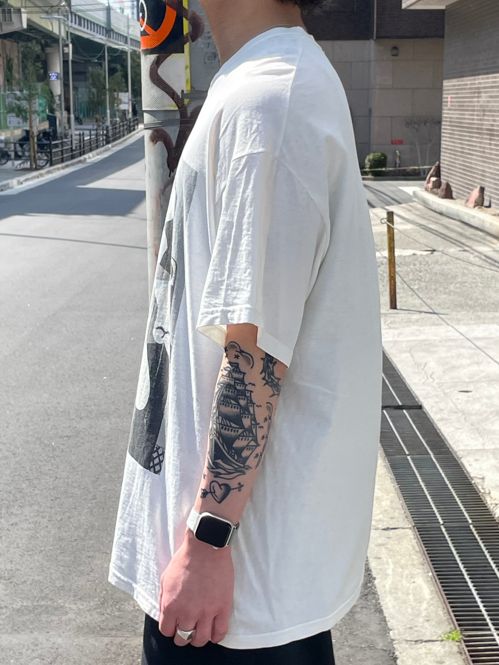 00's PABLO PICASO「Seated Woman」アートTシャツ