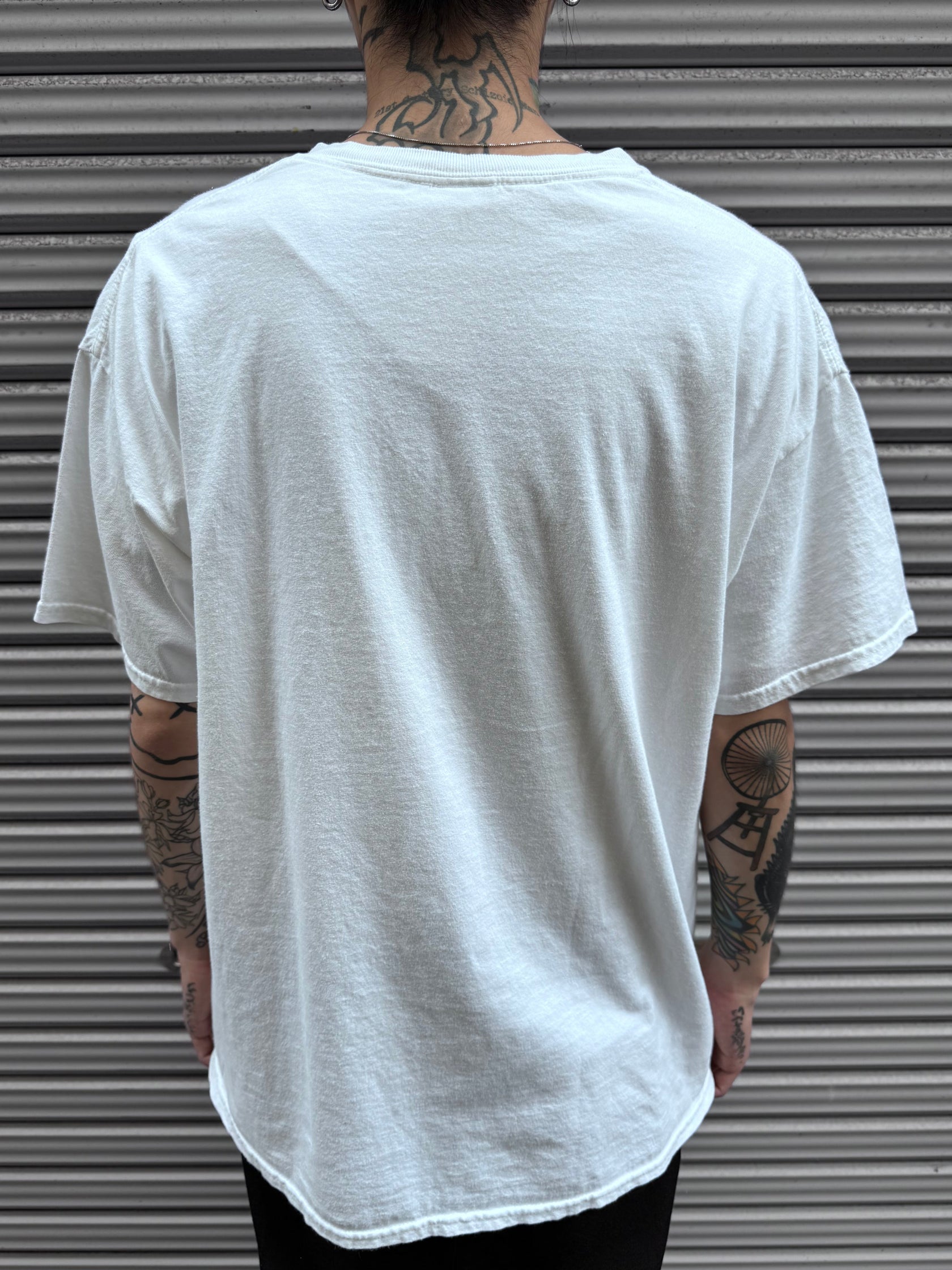 90’s~00’s「rainbow graphic」ホワイトTシャツ