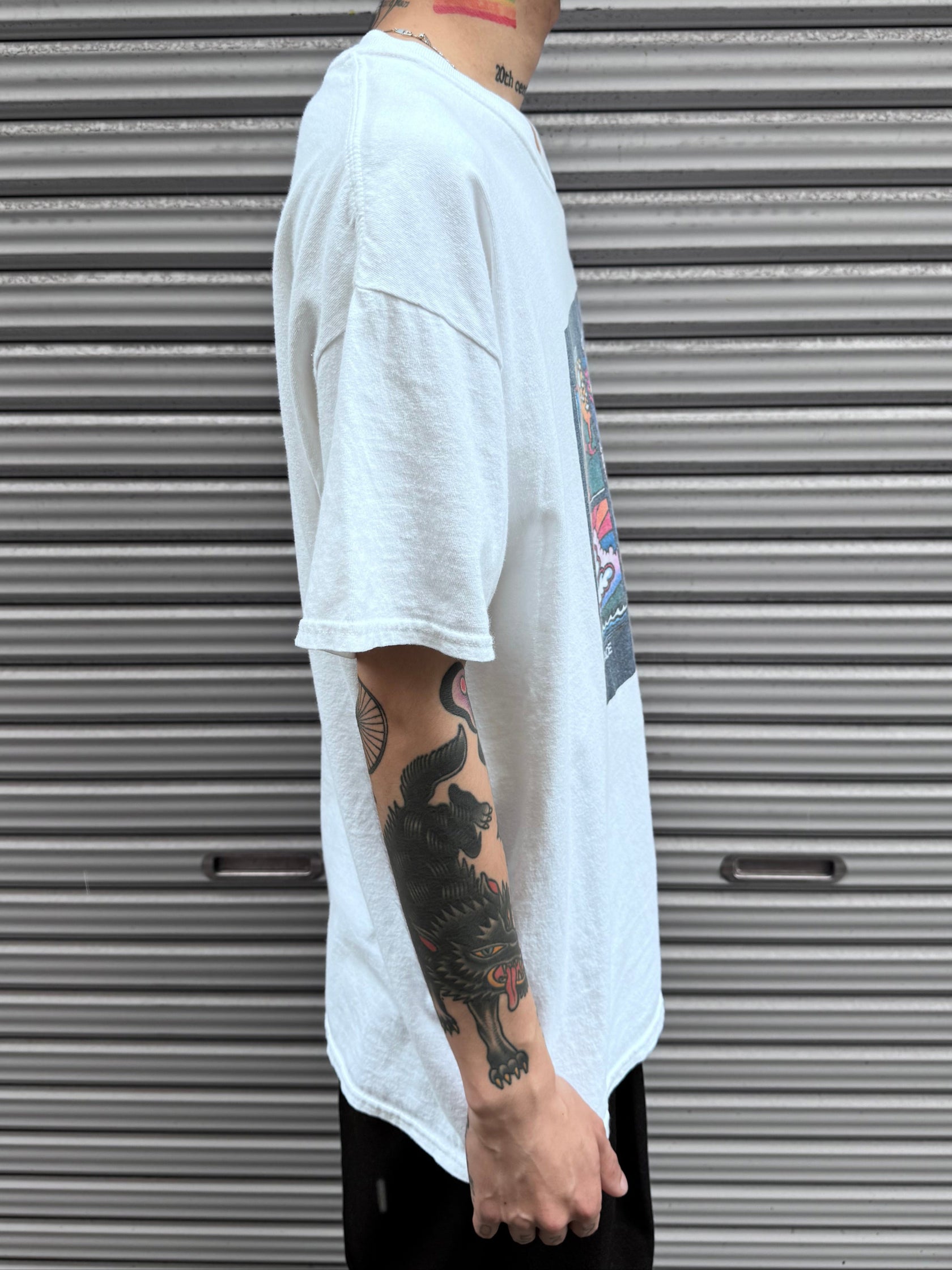 90’s~00’s「rainbow graphic」ホワイトTシャツ