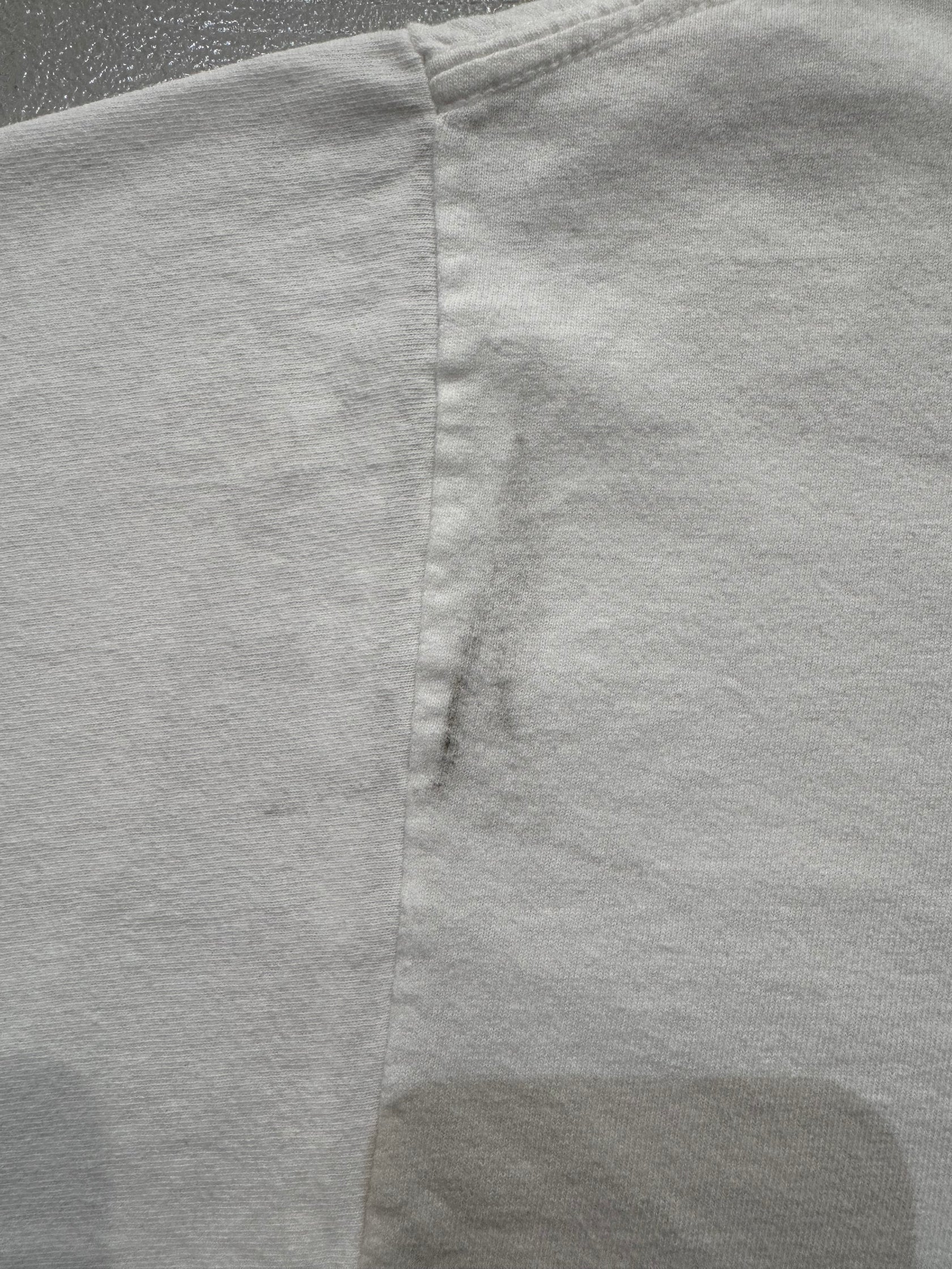 90’s~00’s「rainbow graphic」ホワイトTシャツ