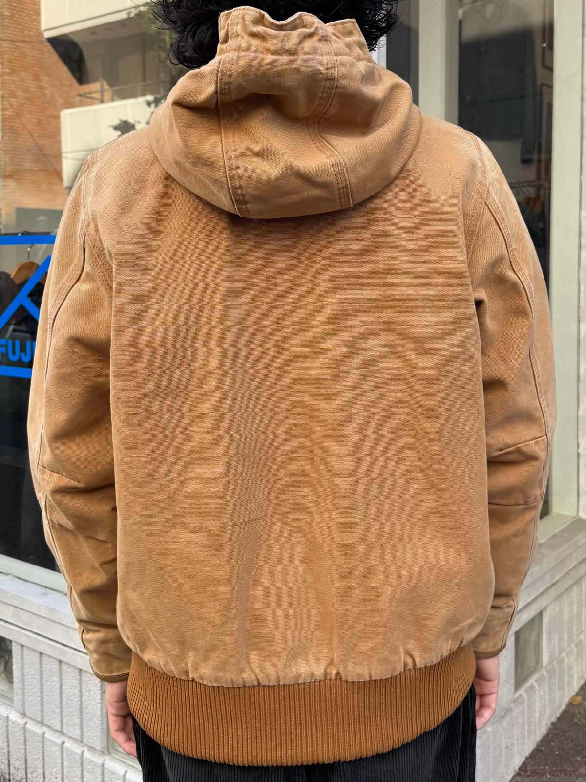 00's CARHARTT「104053-BRN」アクティブジャケット 写真