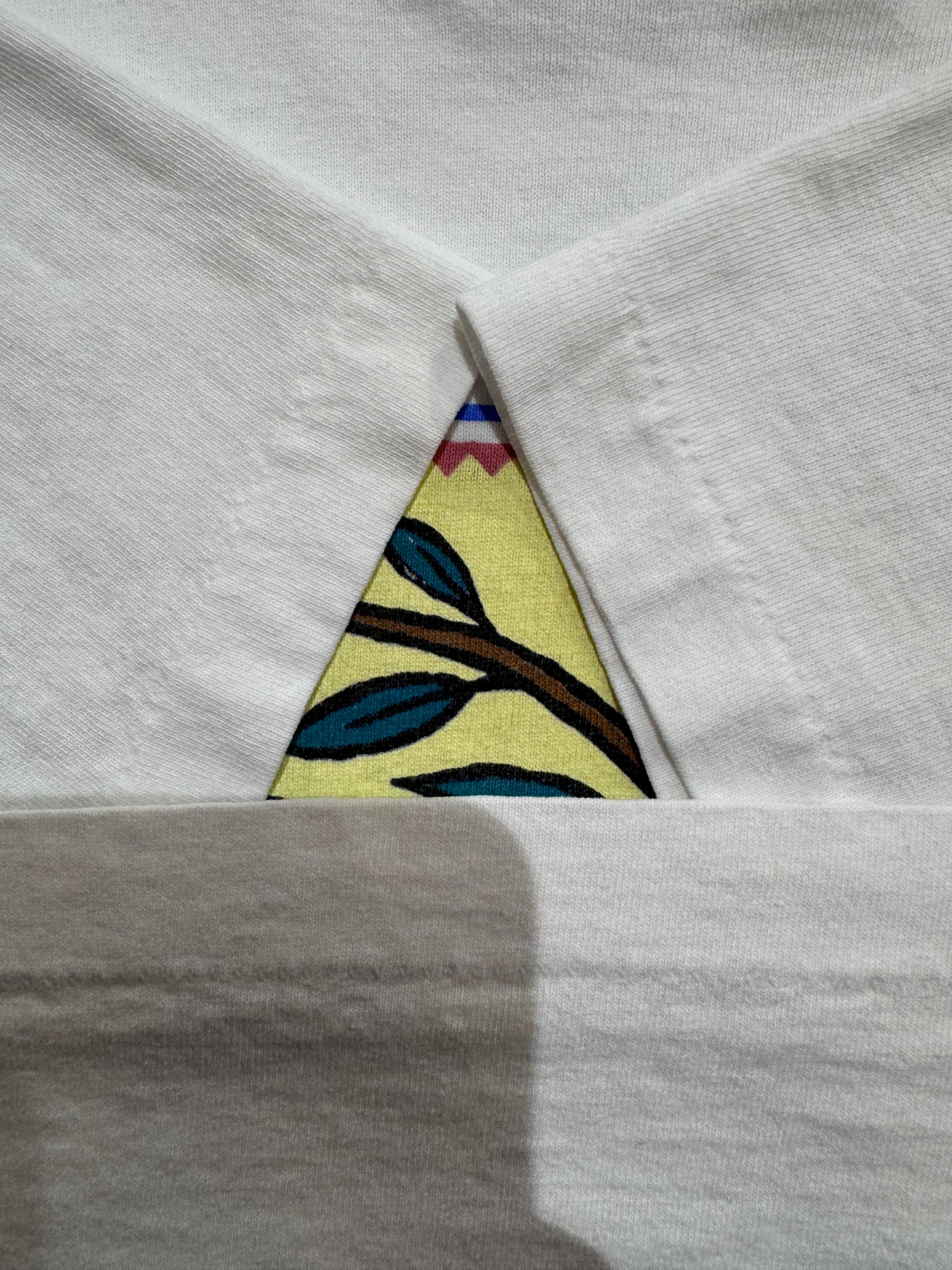 90's「His eyes are on the sparrow」USA製 アートTシャツ