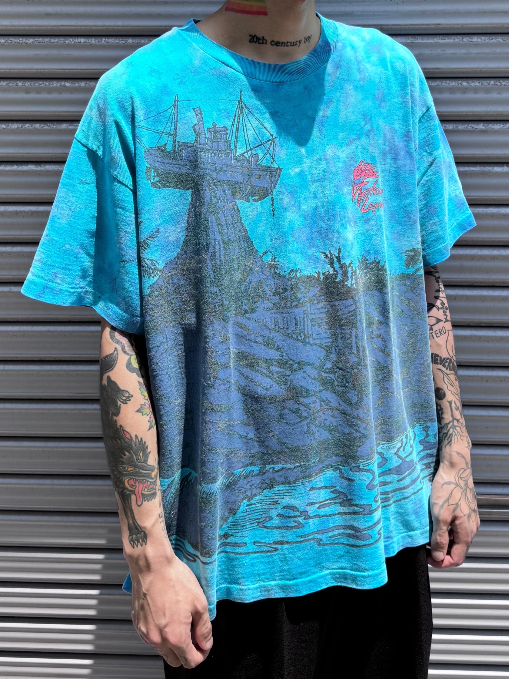 90's DISNEY 「Typhoon Lagoon」 キャラクターTシャツ