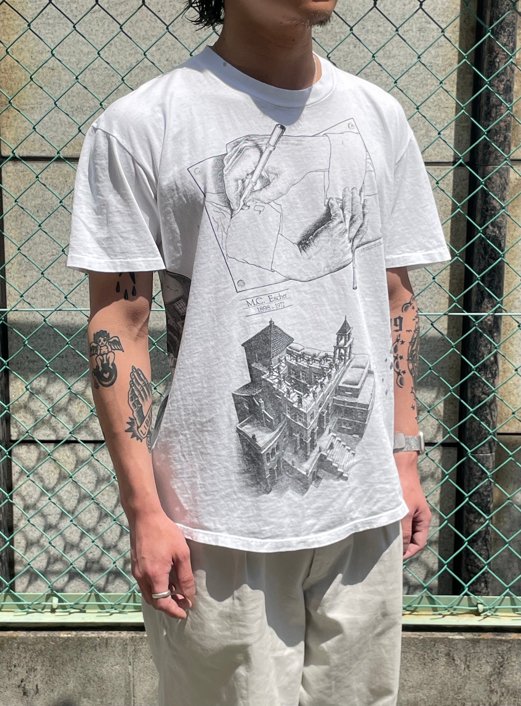 90's M.C. ESCHER アートTシャツ