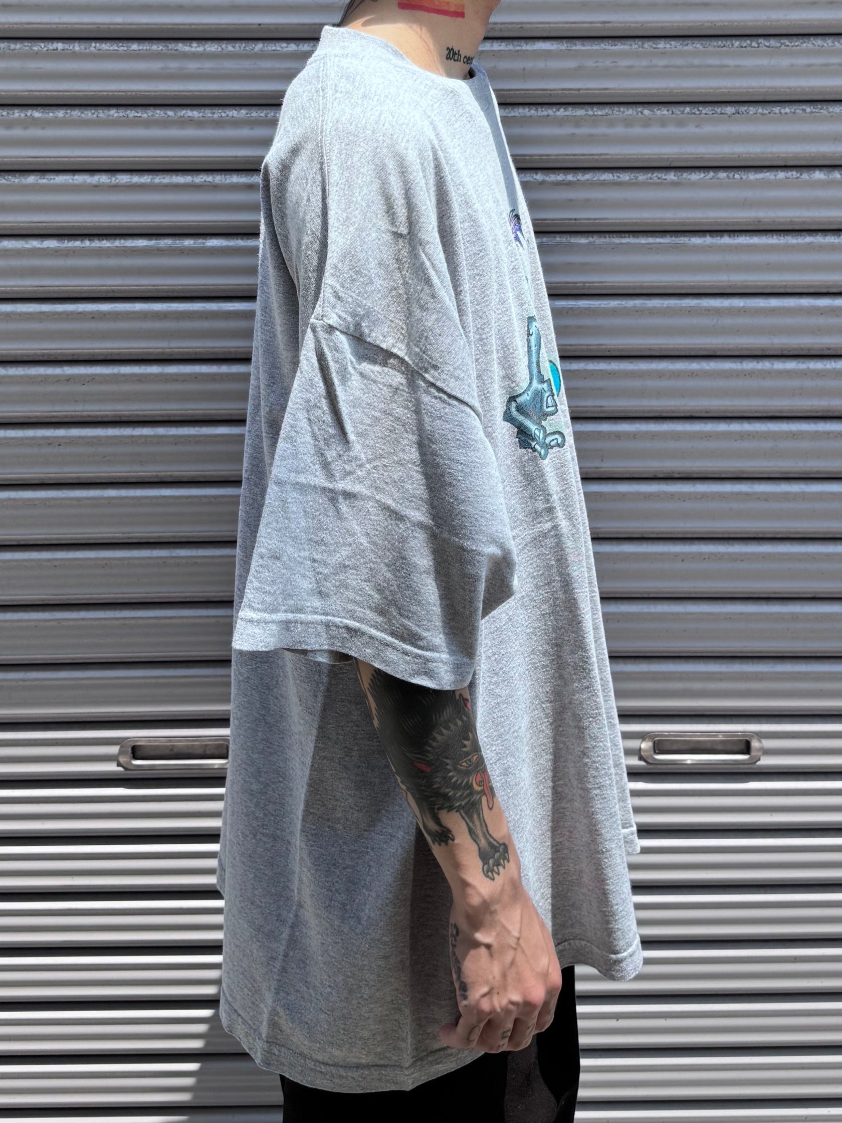90's~00's JNCO「Edged」USA製 キャラクターTシャツ