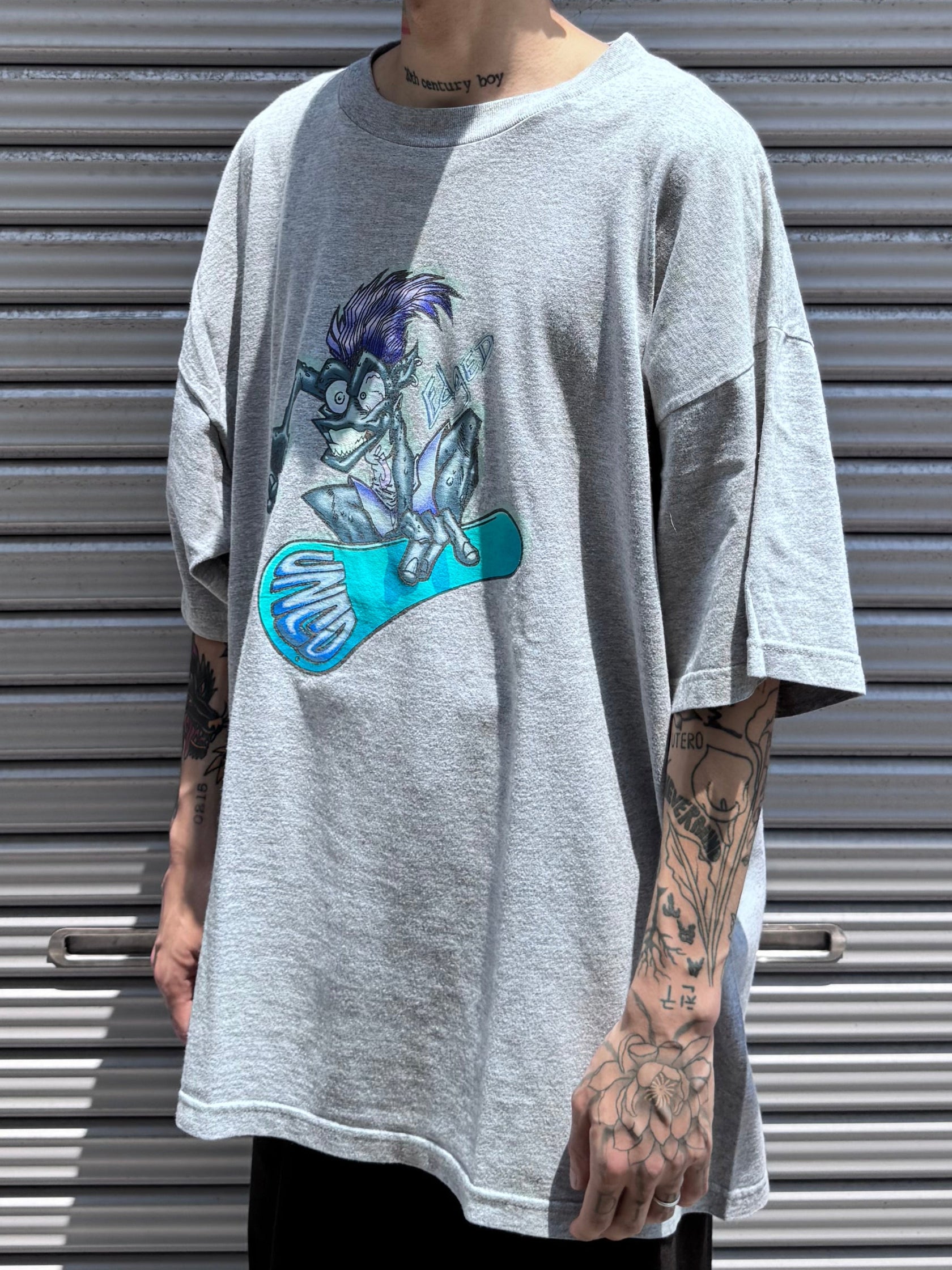 90's~00's JNCO「Edged」USA製 キャラクターTシャツ