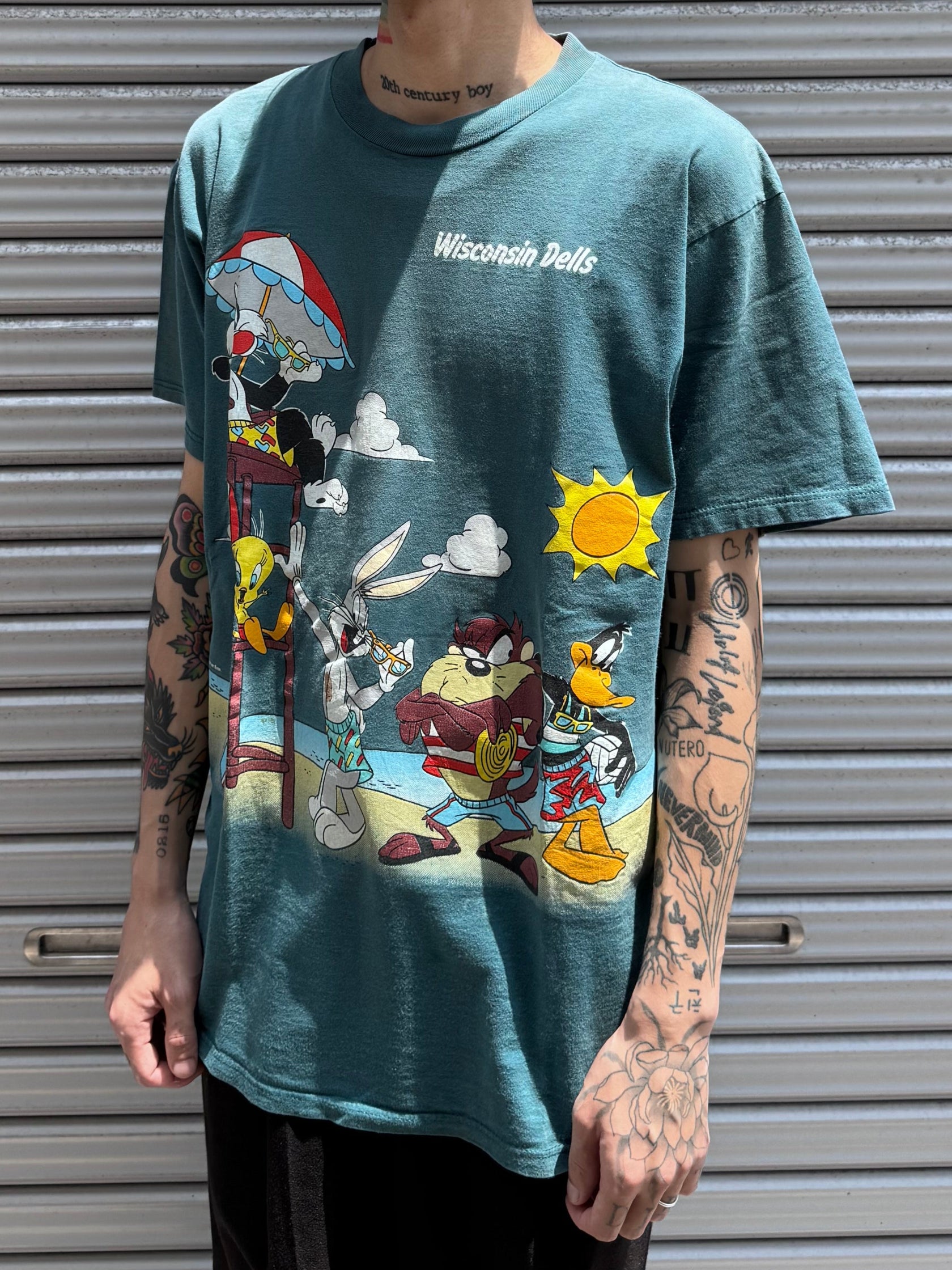 90’s LOONEY TUNES 「Wisconsin Dells」USA製 キャラクターTシャツ