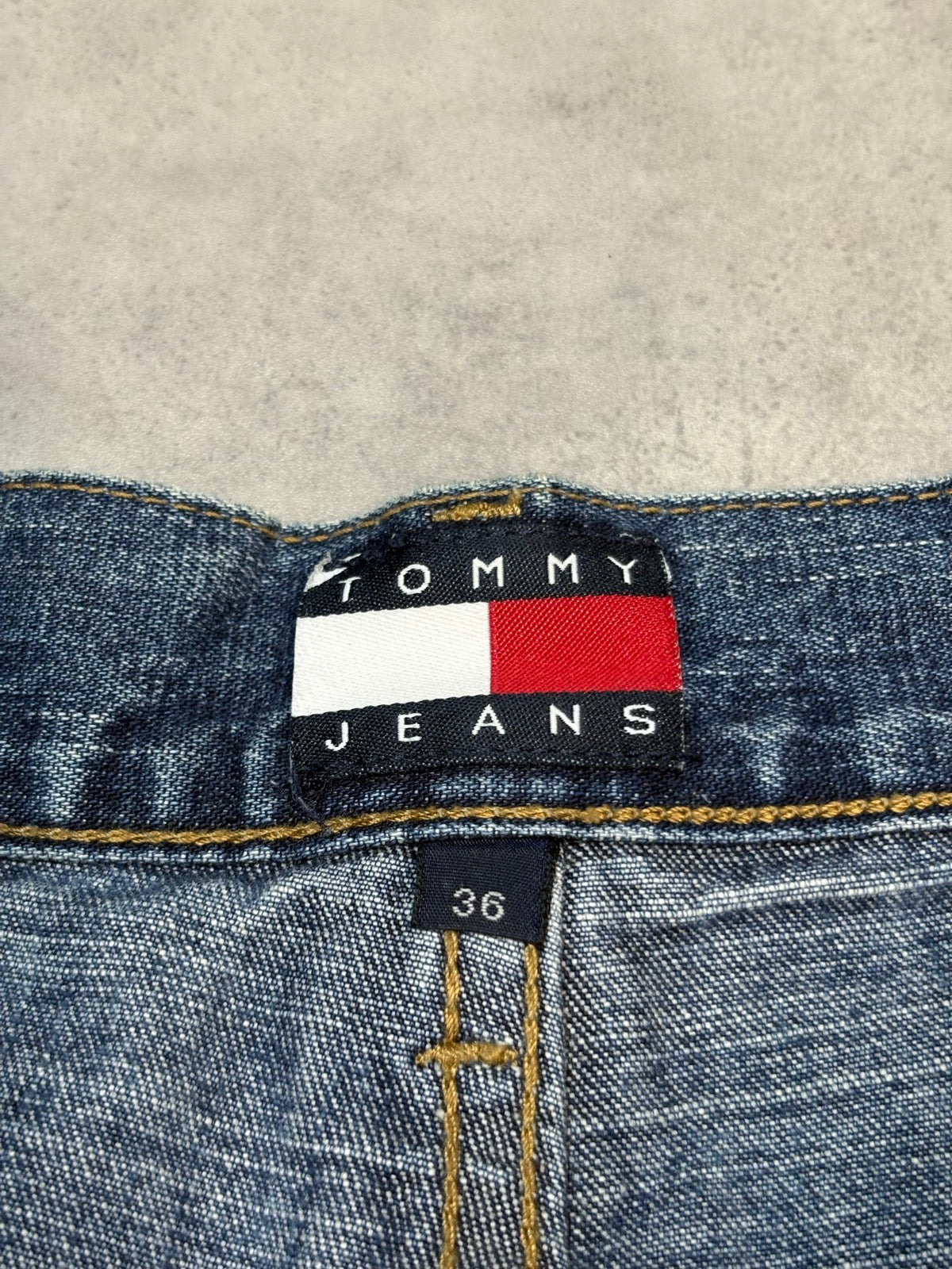 90's TOMMY JEANS デニムカーゴショーツ