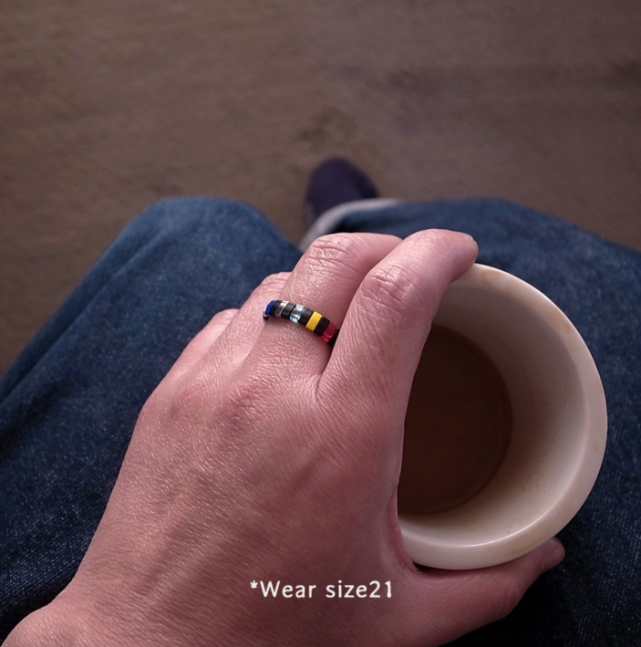 TILA BEADS RING- BLACK MULTI / ROSETTAPRAYER