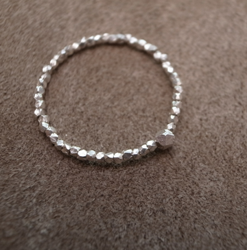 KAREN SILVER BEADS RING / ROSETTAPRAYER