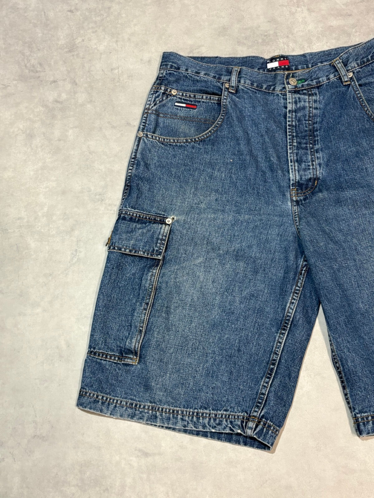90's TOMMY JEANS デニムカーゴショーツ