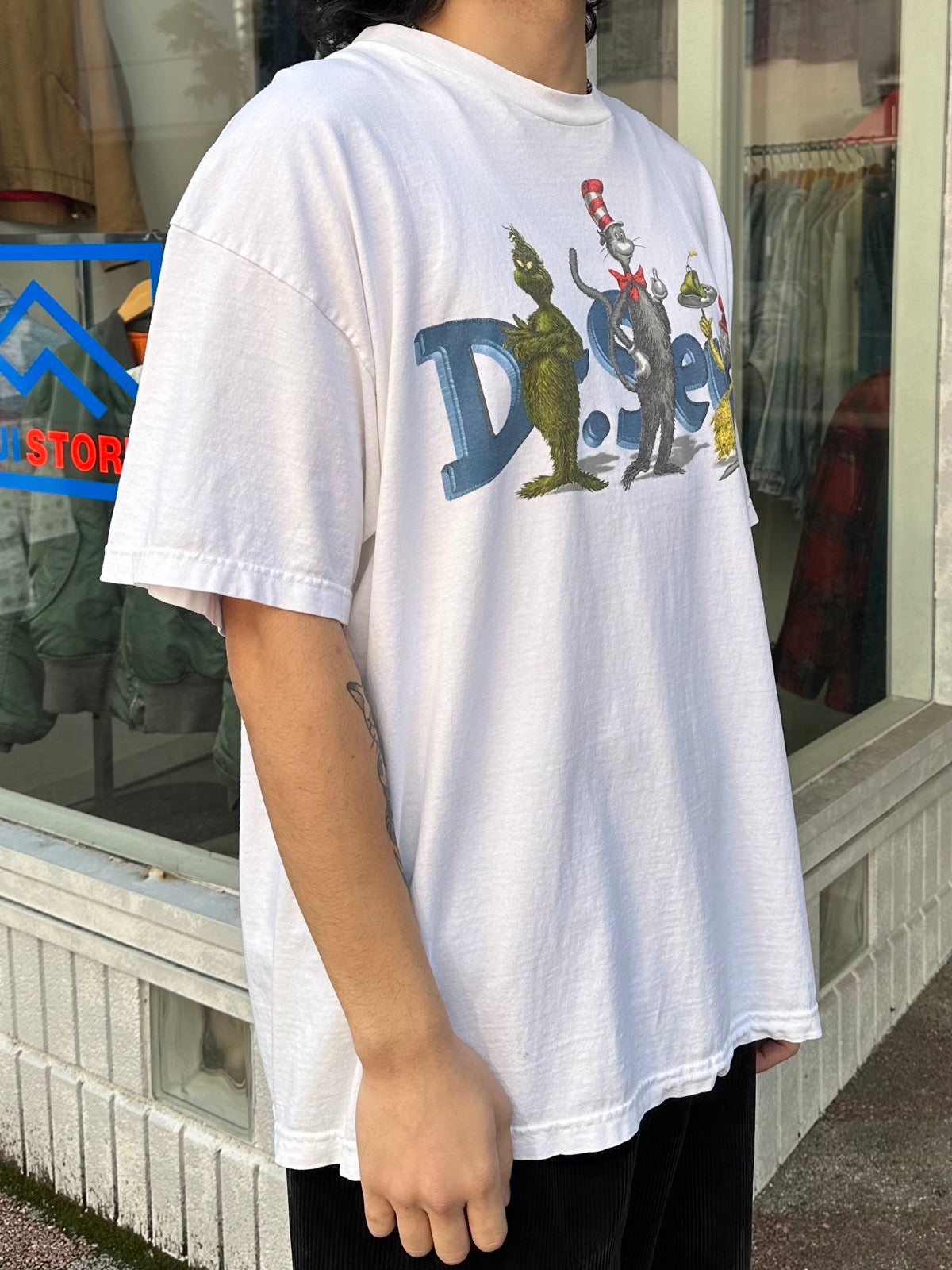 90's Dr.Seuss「The cat in the hat」キャラクターTシャツ