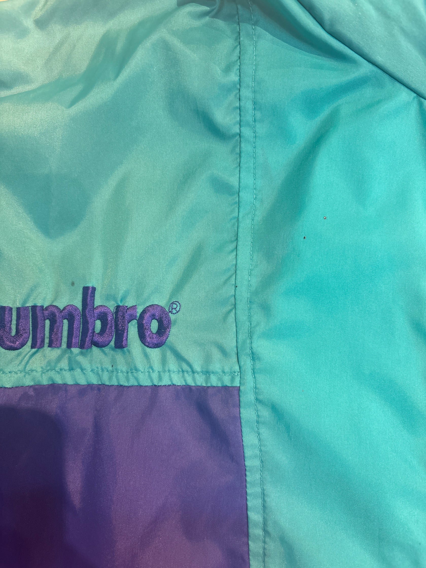 90's「UMBRO」ナイロンジャケット