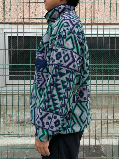 10's PATAGONIA Synchilla Snap-T「モンタナシエテ柄」フリースプルオーバー