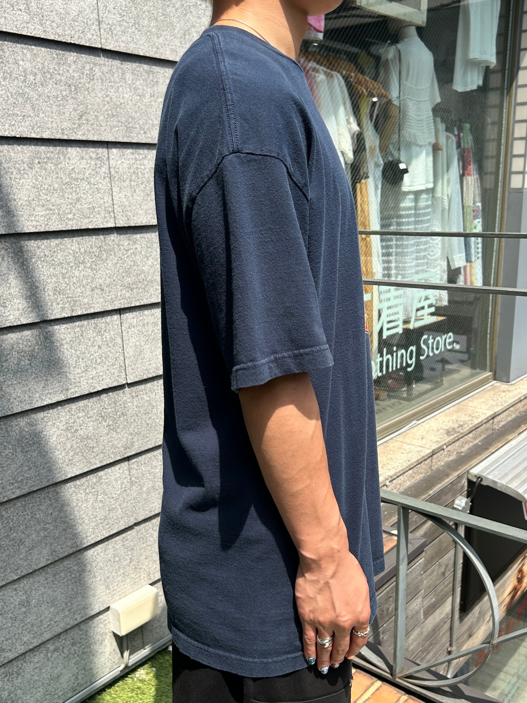 00's HOOK-UPS「Fire fighter」グラフィックTシャツ