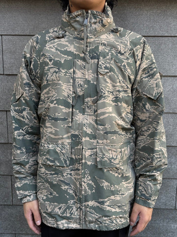 00'S U.S.AIR FORCE APECS「ABU」デジタルタイガーカモ GORE-TEXパーカー