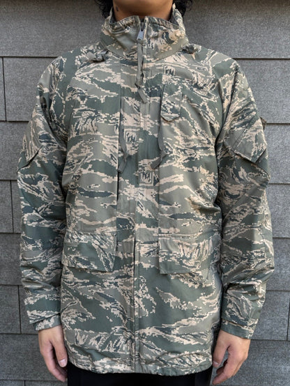 00'S U.S.AIR FORCE APECS「ABU」デジタルタイガーカモ GORE-TEXパーカー