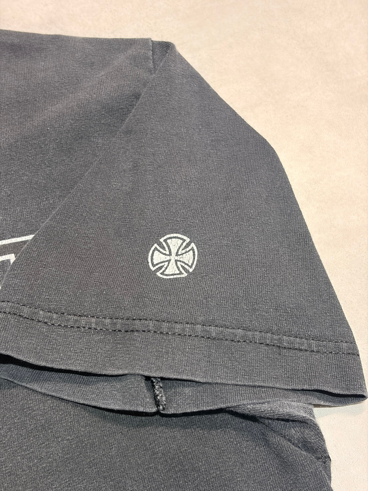 90's INDEPENDENT「Bar Logo」スケートTシャツ