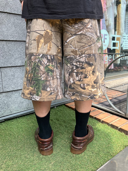 REMAKE  SWEATS DOUBLE KNEE SHORTS