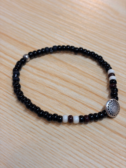 SILVER925 CONCHO & BEADS BRACELET- BLACK・D.BROWN / ROSETTAPRAYER➀