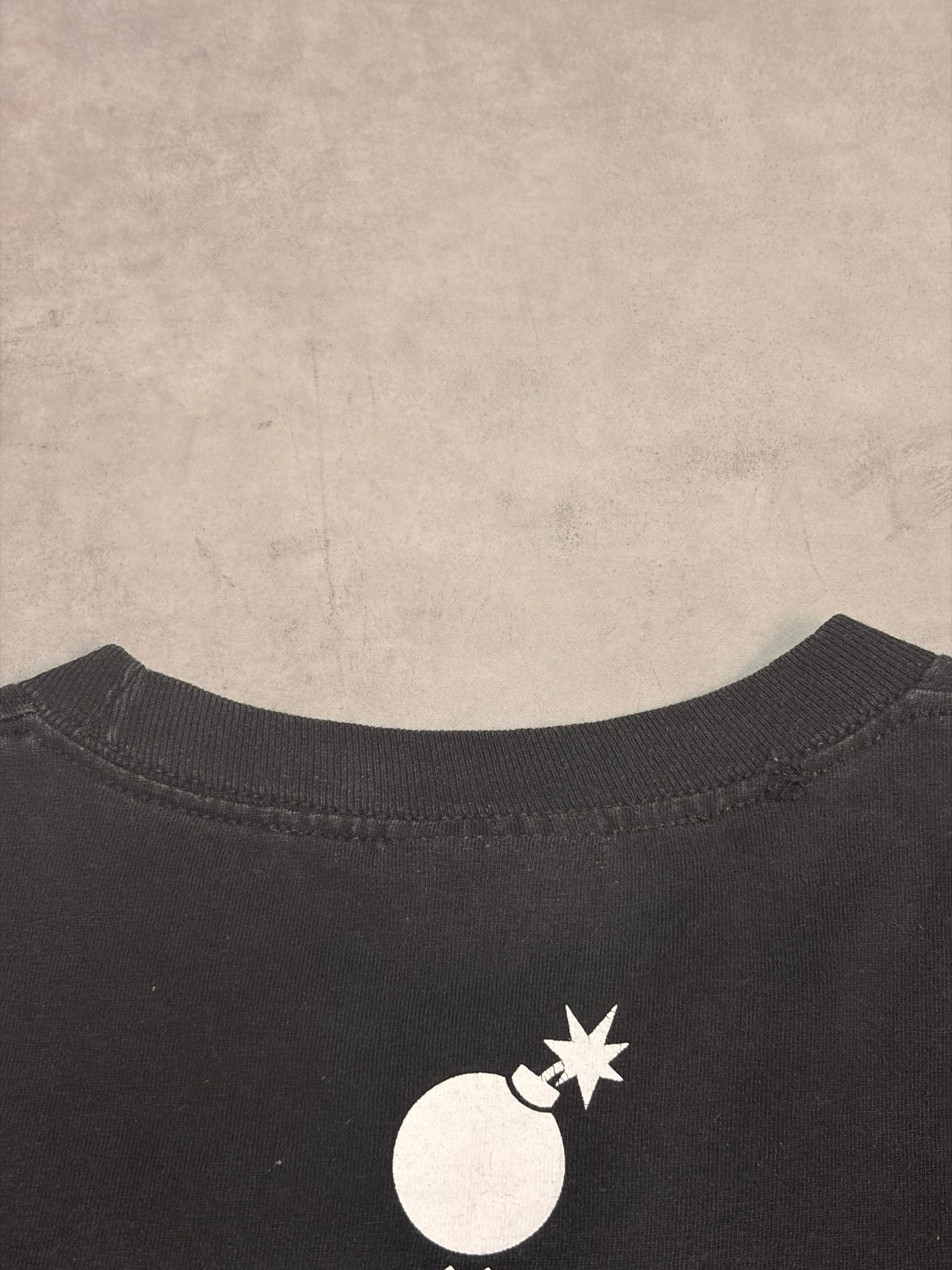 THE HUNDREDS×HOOK UPS「オフィシャルコラボ」キャラクターTシャツ