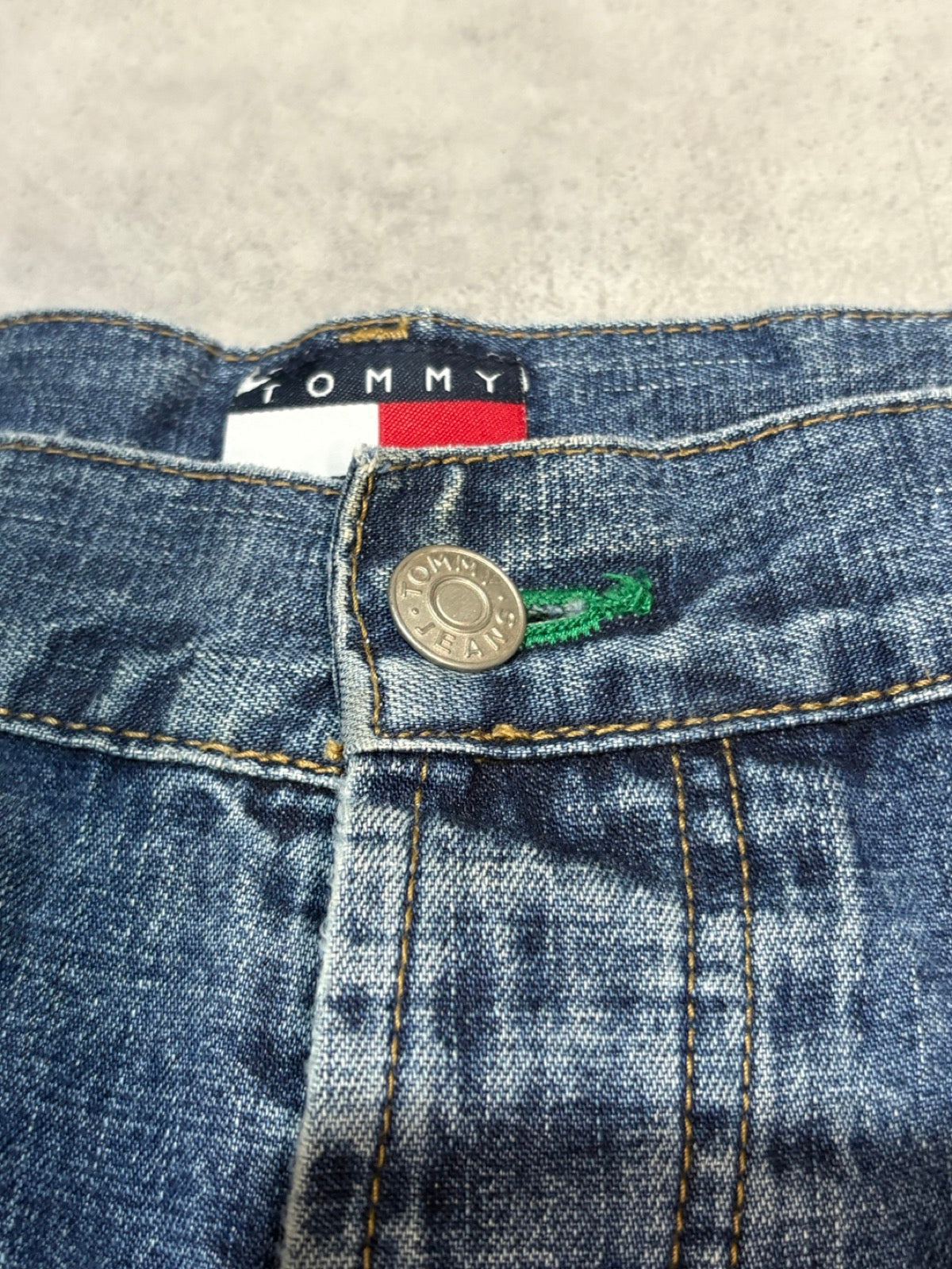 90's TOMMY JEANS デニムカーゴショーツ