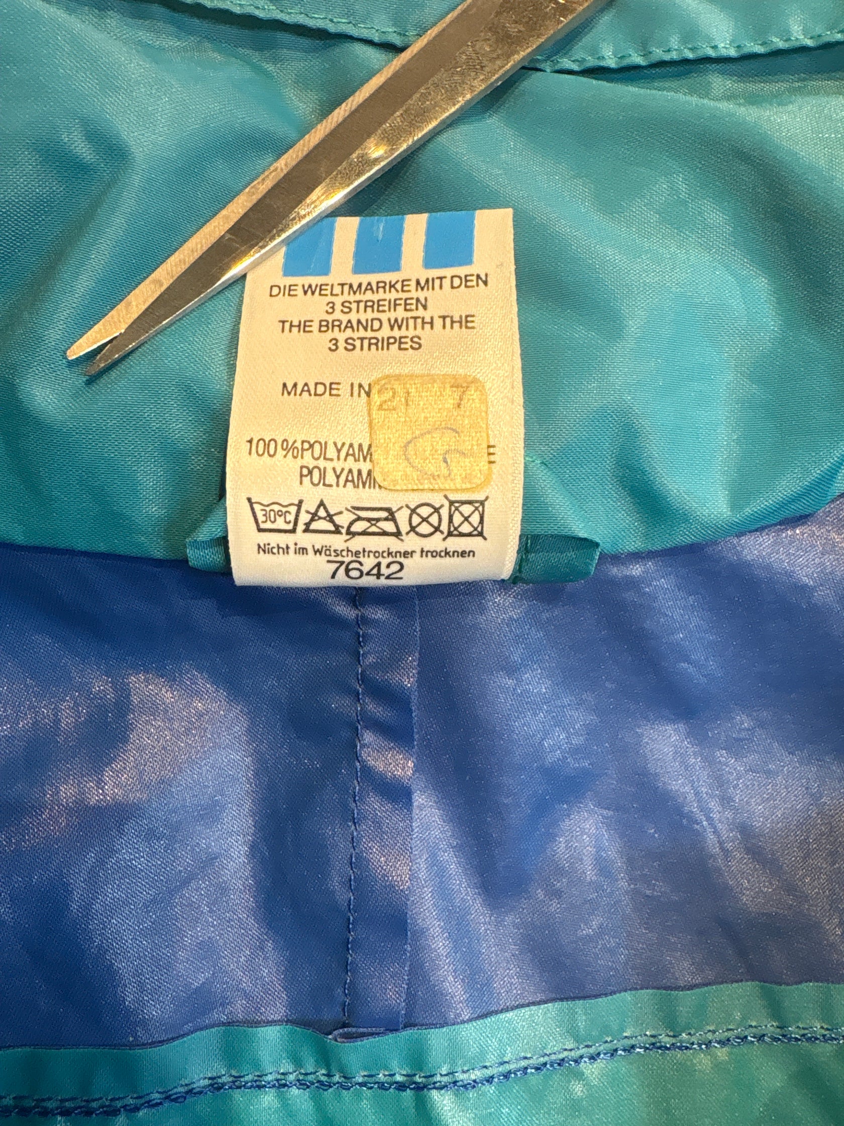 90's「 adidas 」アノラックジャケット
