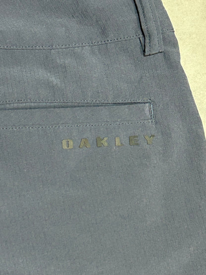 OAKLEY「PERFORMANCE FIT」テックショーツ