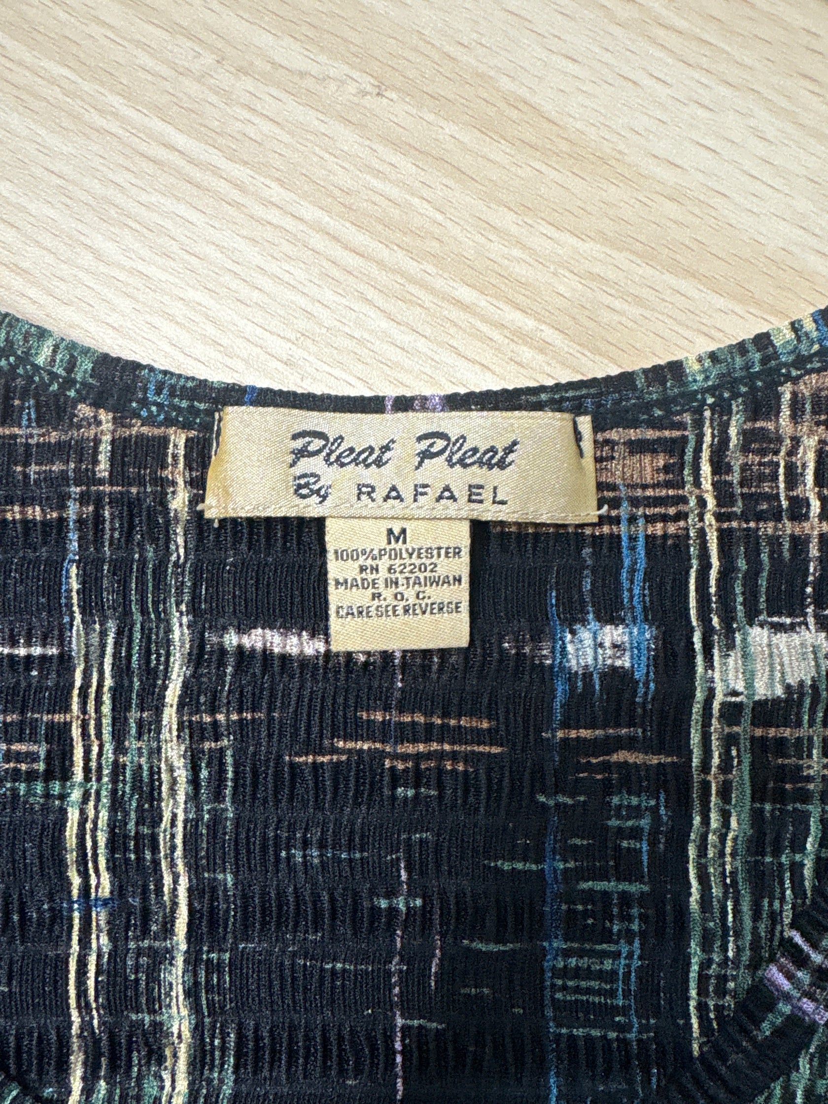 90's「Pleat Pleat by RAFAEL」ノースリーブタンクトップ