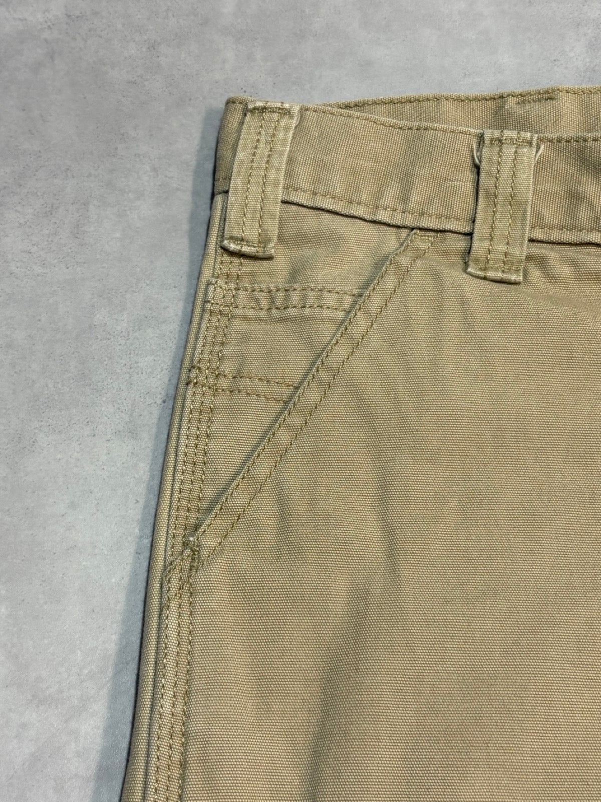 CARHARTT「relaxed fit」ペインターショーツ