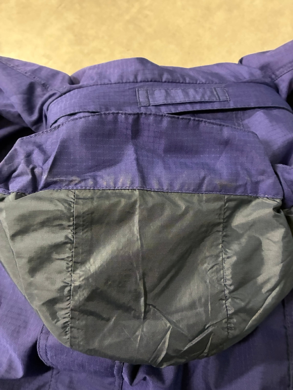 90's PATAGONIA 「Pneumatic Jacket」 マウンテンパーカー