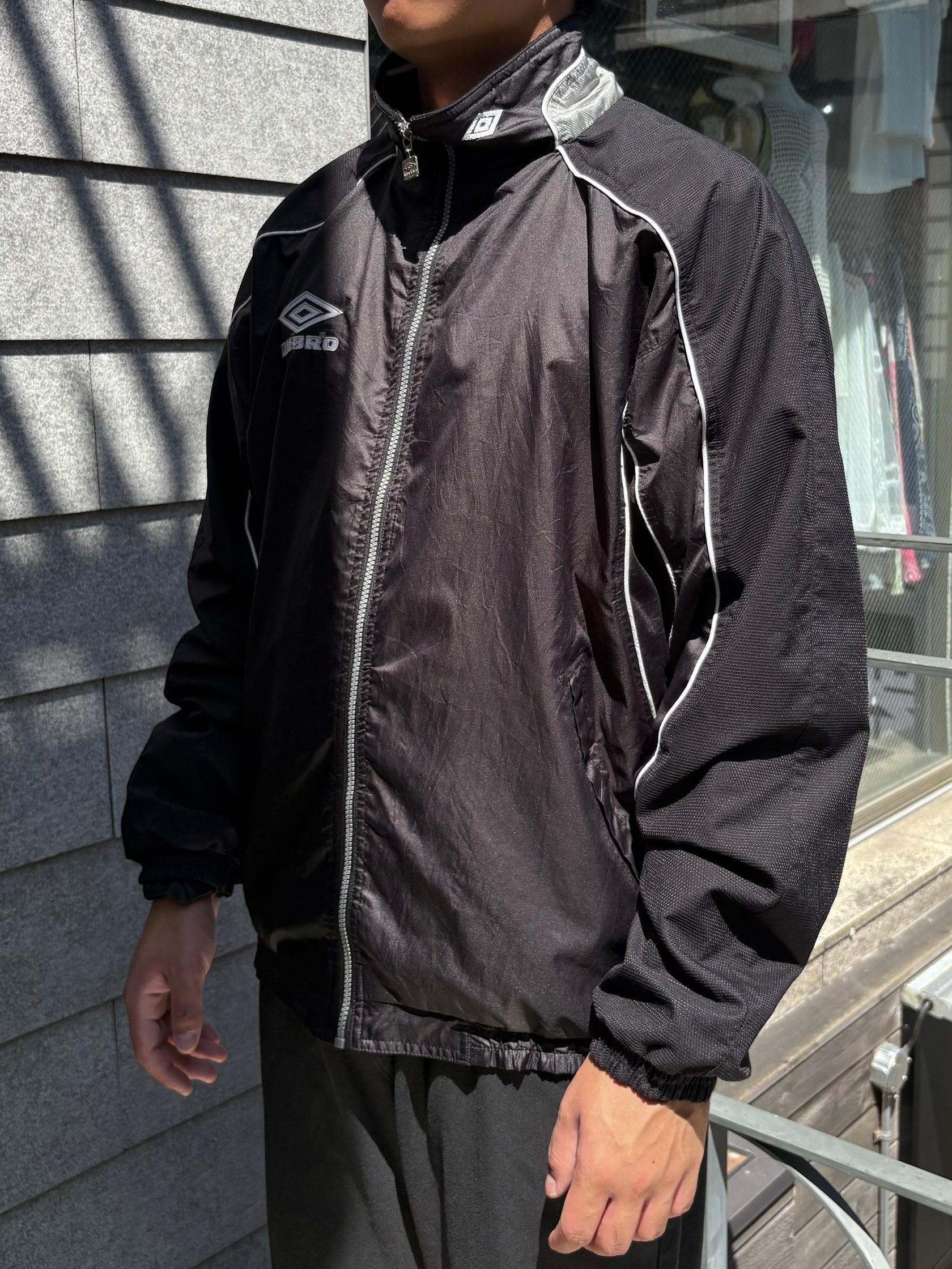 00's「UMBRO」ナイロンジャケット