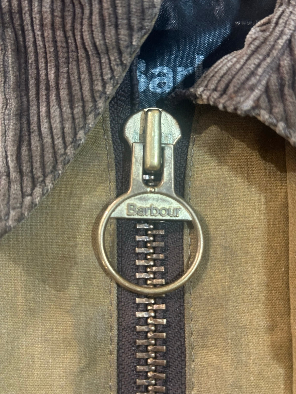 00's BARBOUR「Classic Moorland」オイルドジャケット