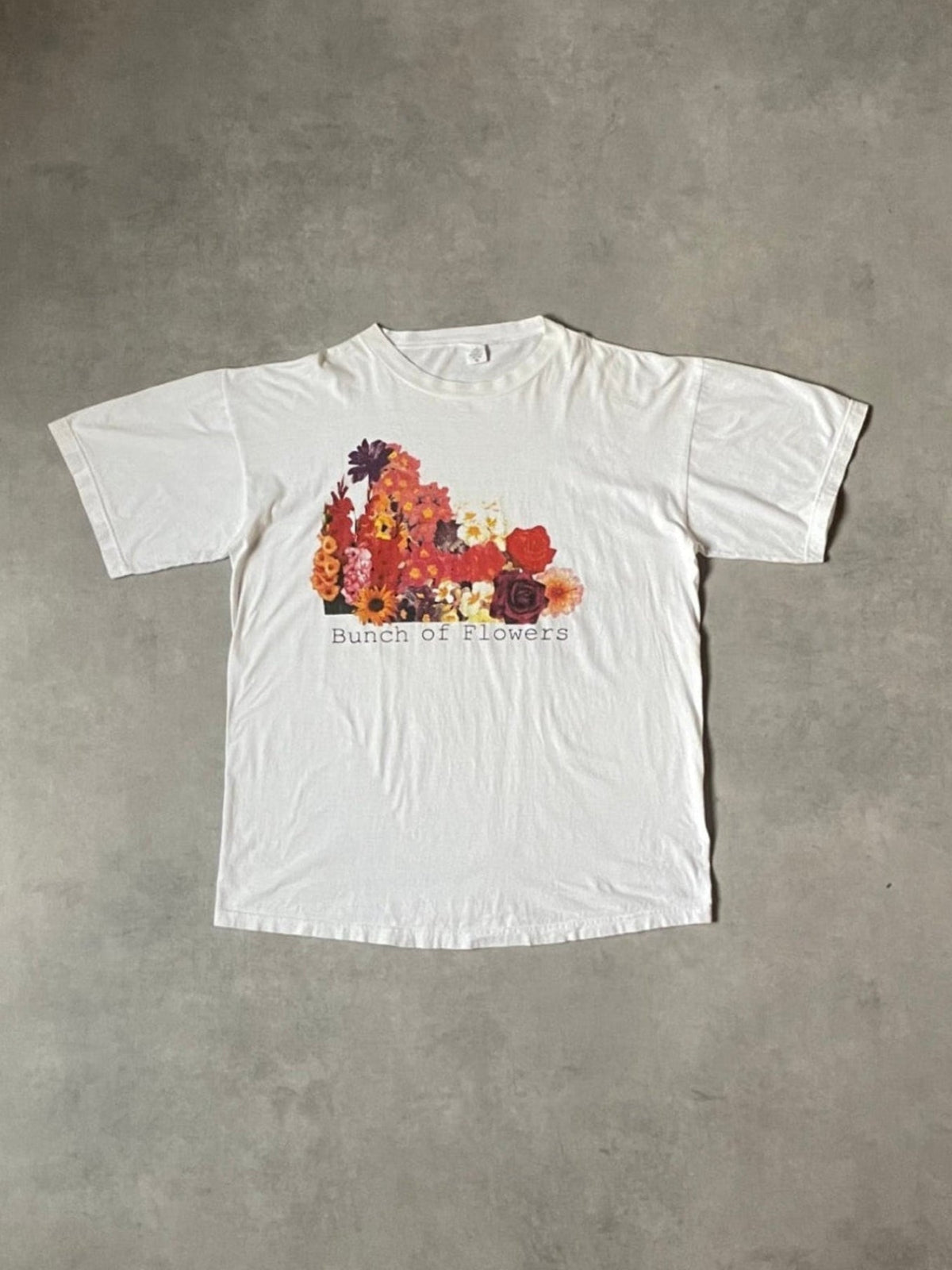 90's ひと束の花 グラフィックTシャツ