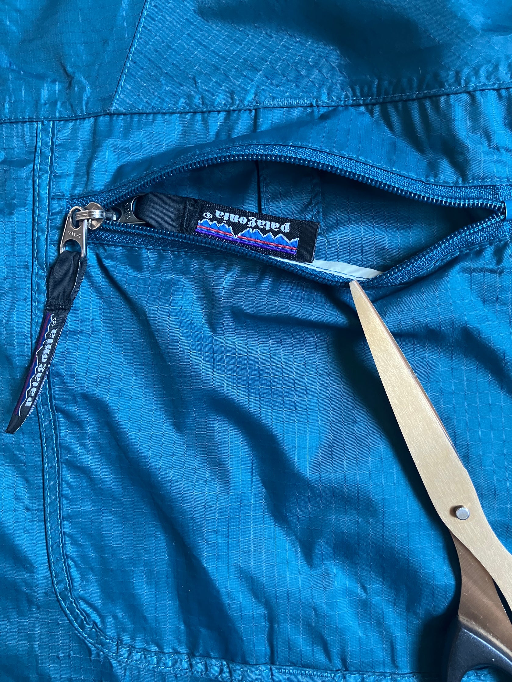 90's PATAGONIA「Alter Rain Pullover」ナイロンプルオーバー