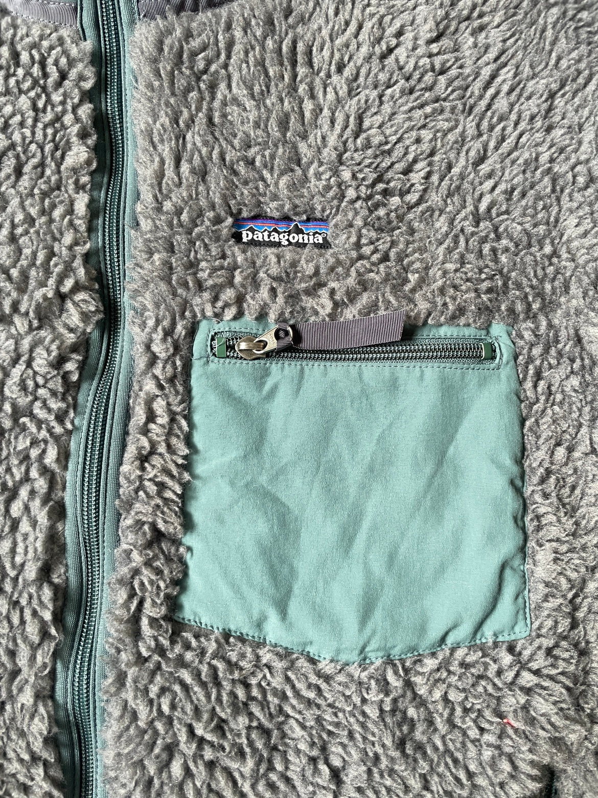 00s PATAGONIA「Classis Retro Cardigan」フリースジャケット　USA製