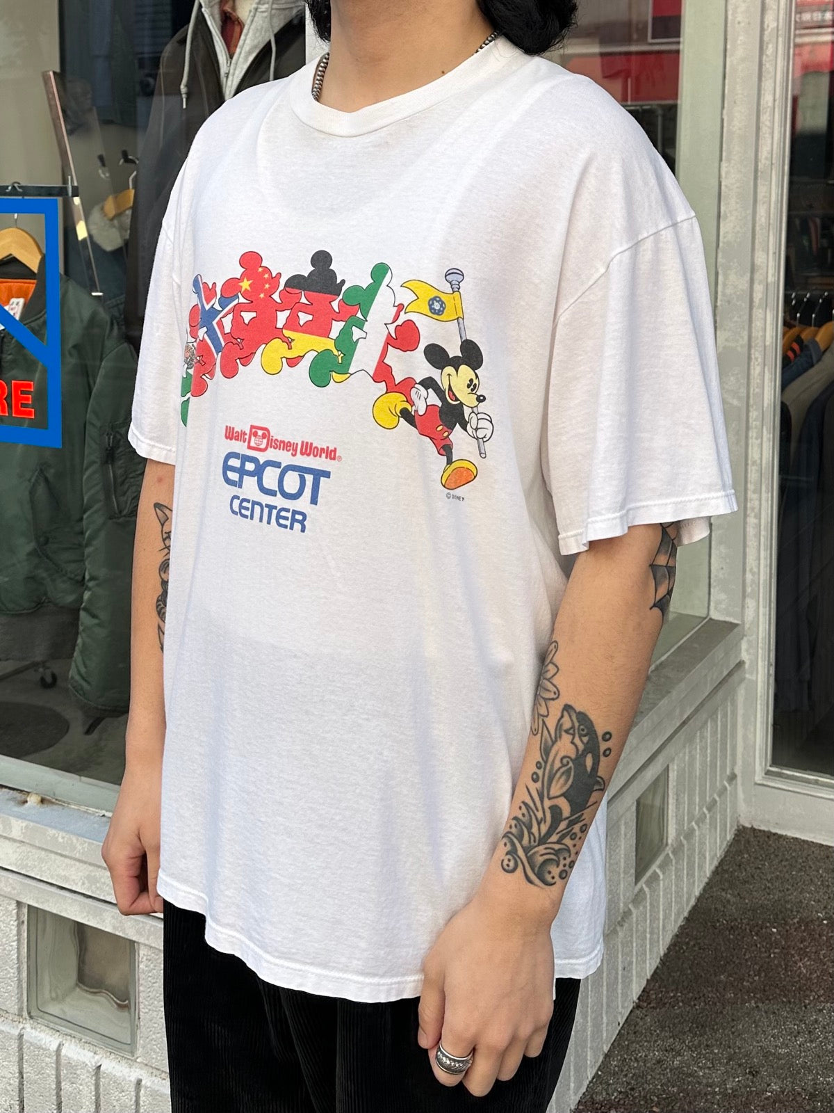90's DISNEY「EPCOT CENTER」キャラクターTシャツ