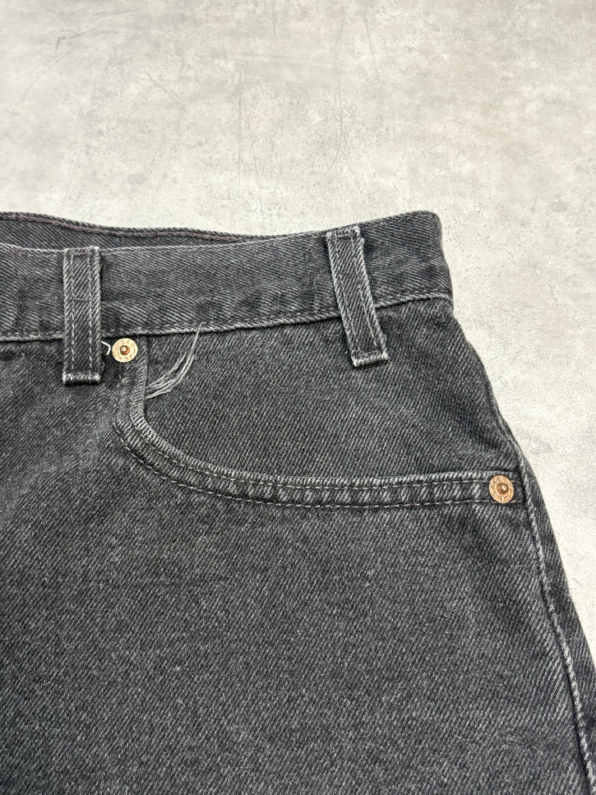 90's LEVI'S「550 RELAXED FIT」USA製 ブラックデニムショーツ