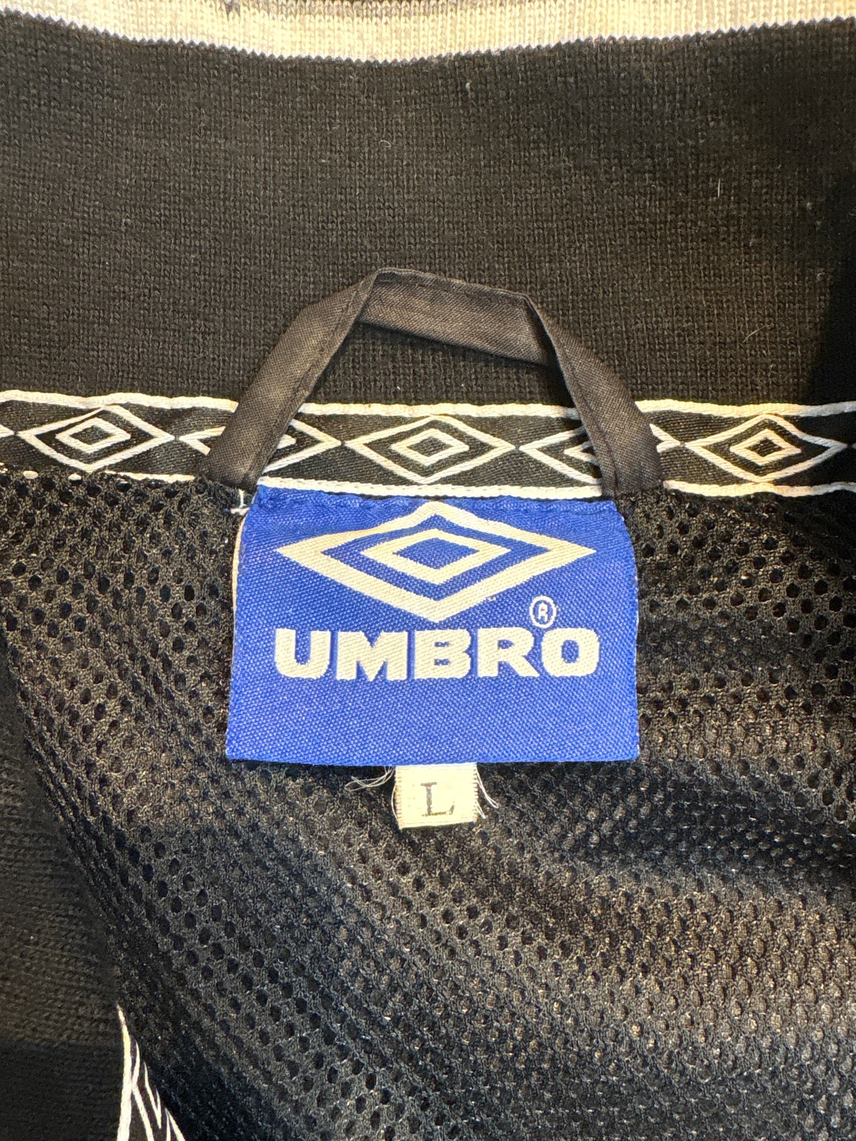 00's「UMBRO」ナイロンジャケット