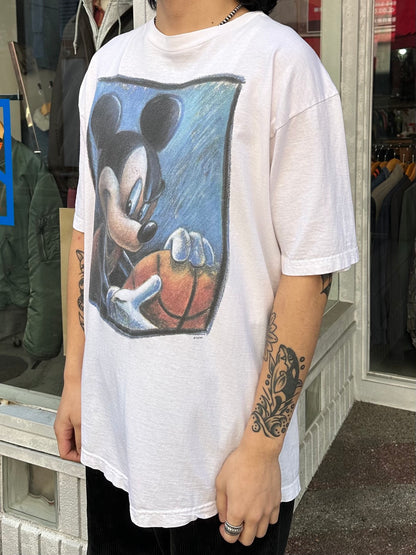 90's MICKEY MOUSE「Basketball」キャラクターTシャツ　