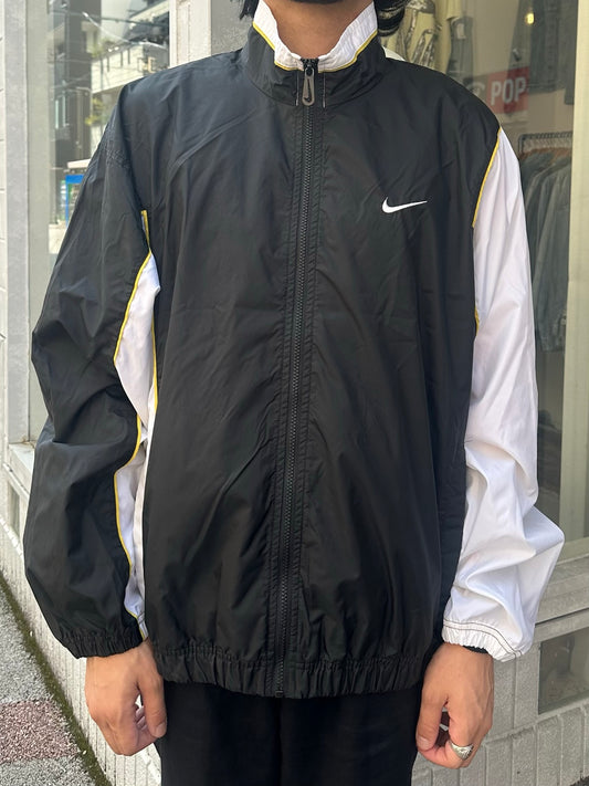 90's NIKE ナイロンジャケット