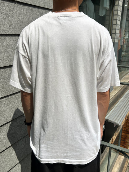 90's「Hugs & Kisses」グラフィックTシャツ