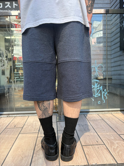 REMAKE  SWEATS DOUBLE KNEE SHORTS