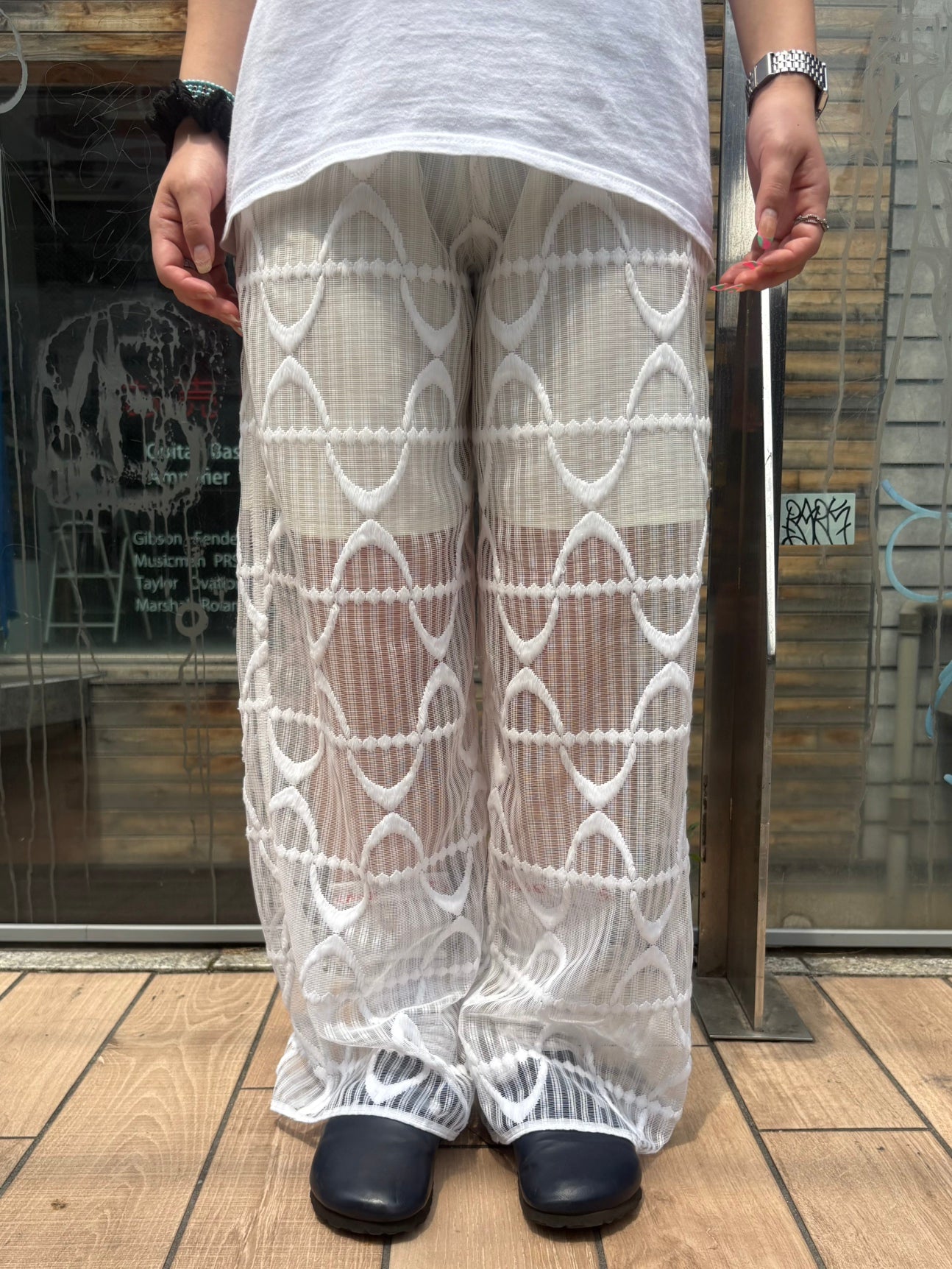 REMAKE LACE PANTS